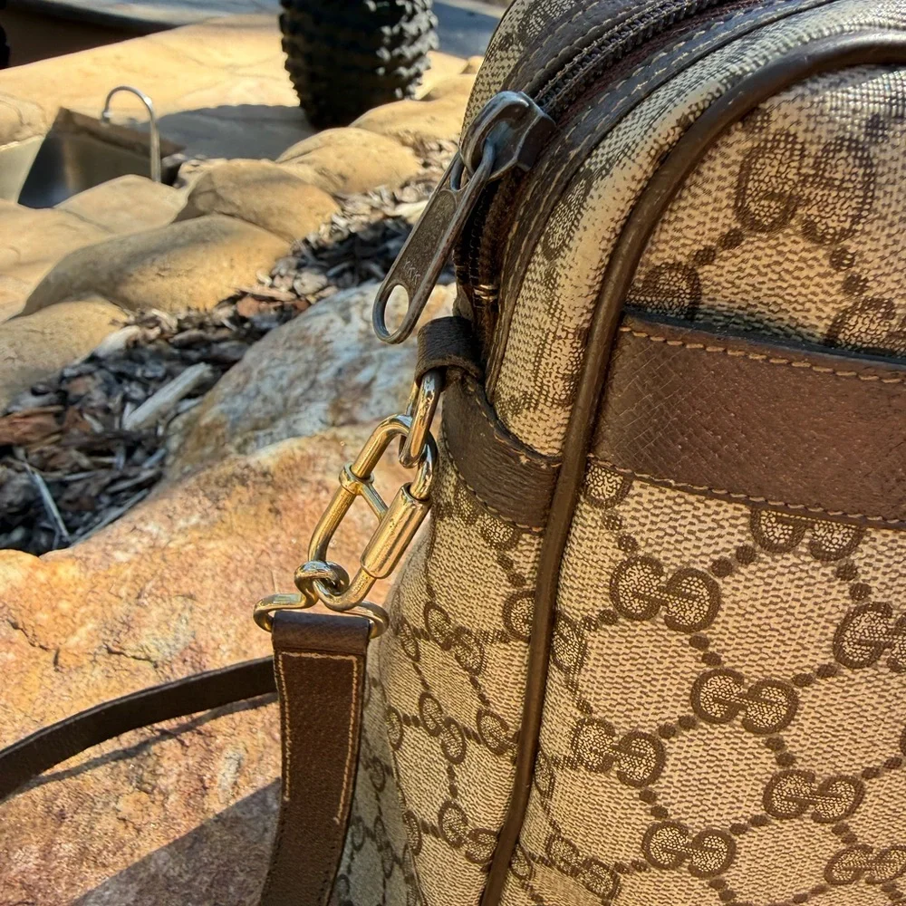 Vintage GUCCI web monogram laptop / tote / briefcase travel crossbody bag purse